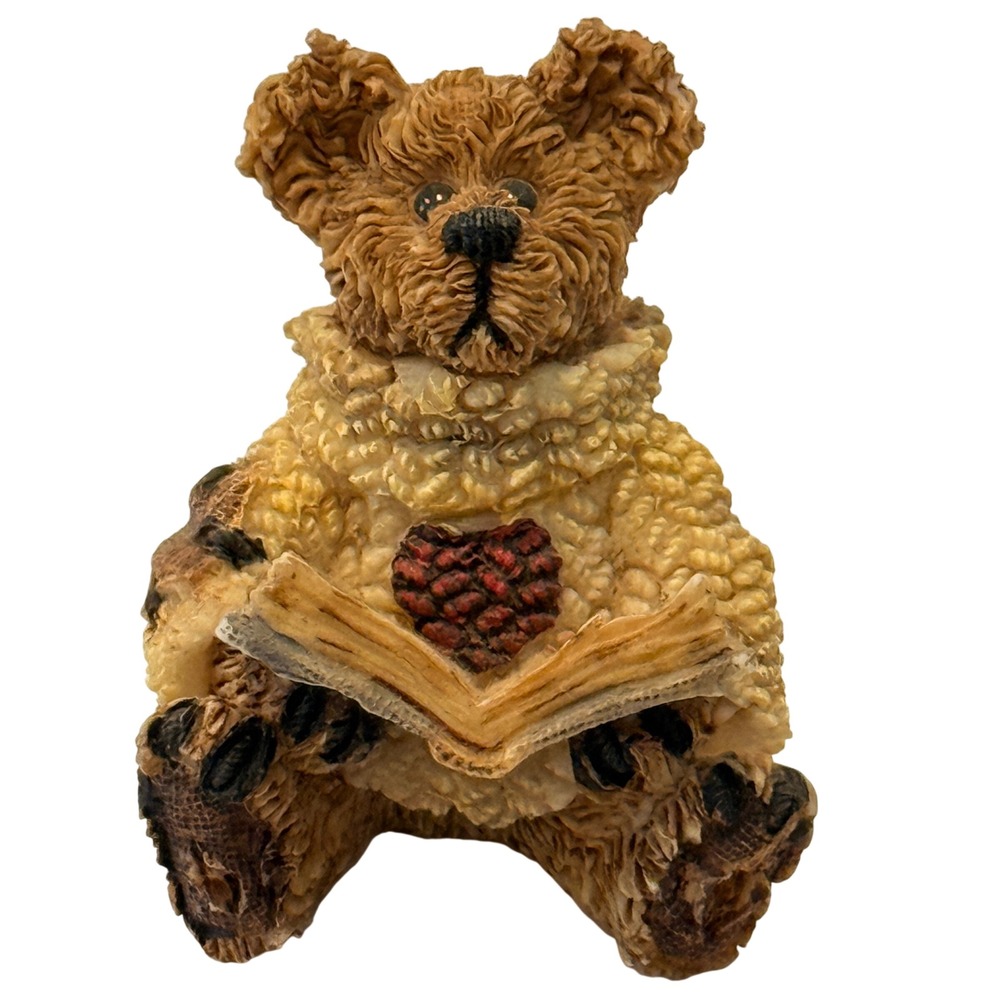 Boyds Bears Resin Teddy Bear Pin Brooch Reading Love Sonnets Heart Sweater 2in